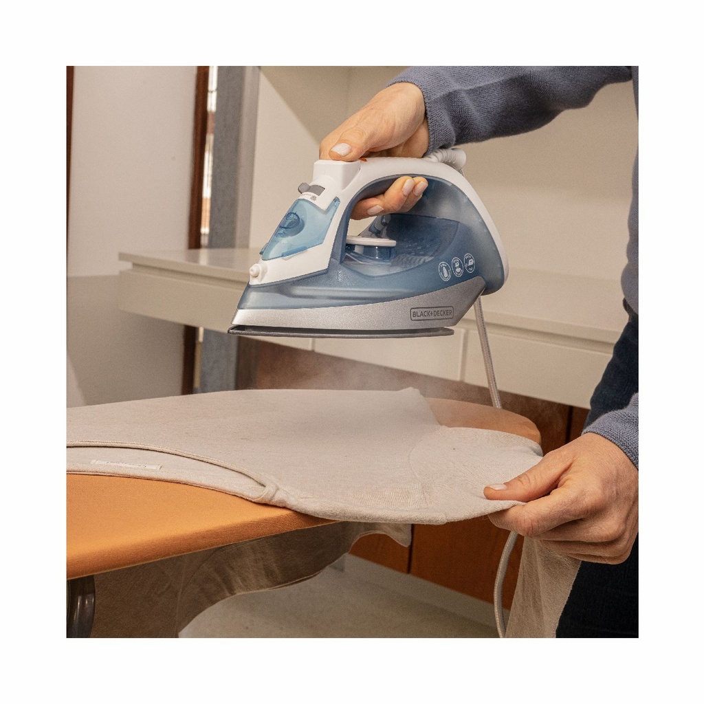 PLANCHA B&D IR-2472AR VAPOR SUELA ANTIADHERENTE