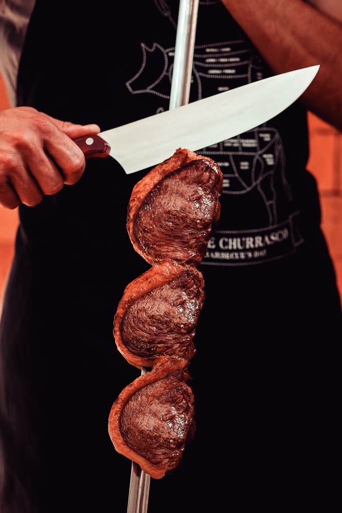 CUCHILLO PARA CARNE TRAMONTINA 21191/178  POLYWOOD ROJO 8"