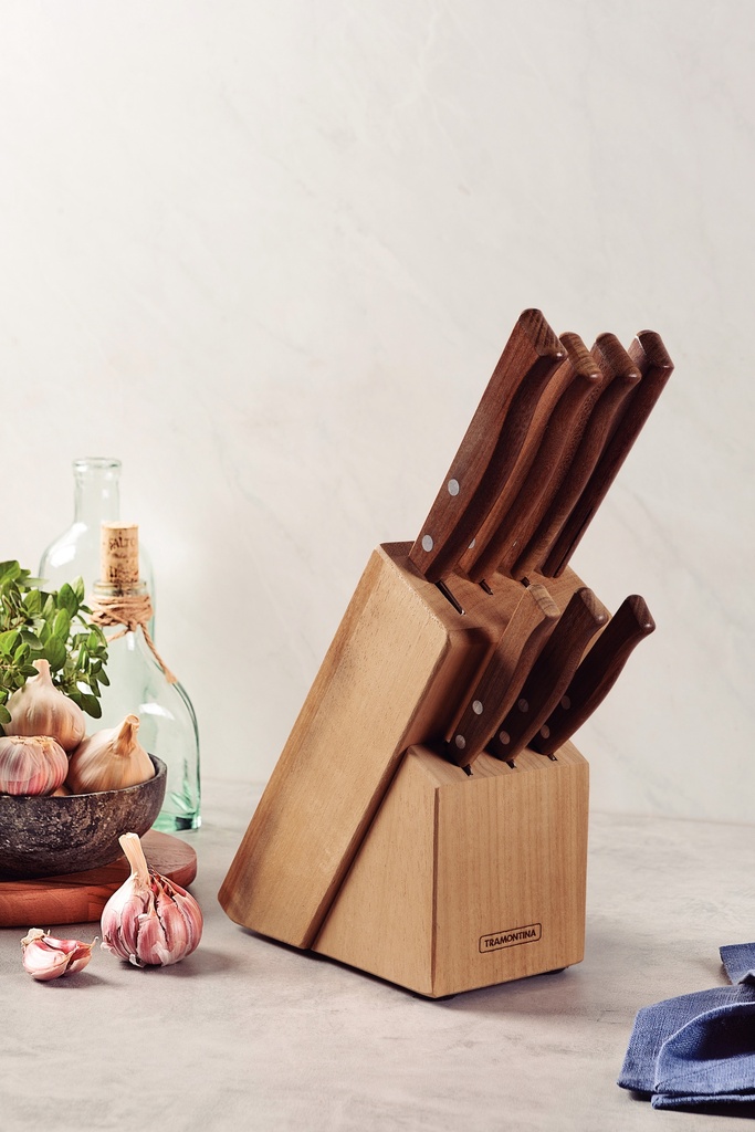 JUEGO CUCHILLOS TRAMONTINA 22299/026 TRADICIONAL 8PZS CON TACO MADERA NATURAL