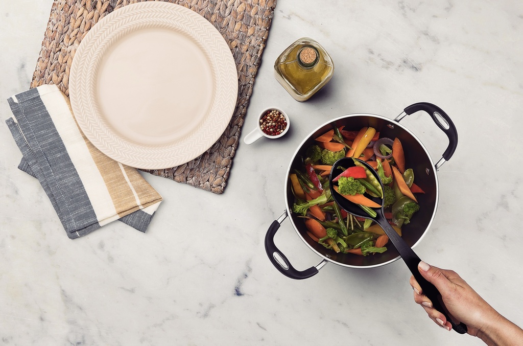 CUCHARON TRAMONTINA 25161/100 ABILITY NEGRO